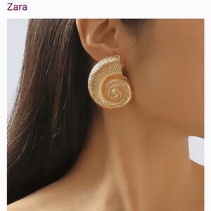 Zara shell earrings